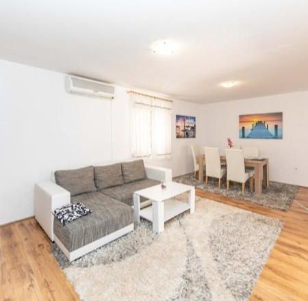 Apartman Marinović Kastela Bagian luar foto