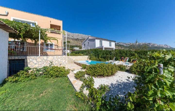 Apartman Marinović Kastela Bagian luar foto