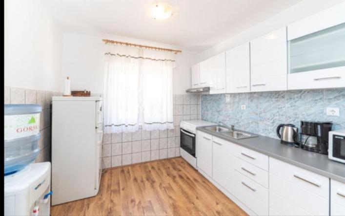 Apartman Marinović Kastela Bagian luar foto